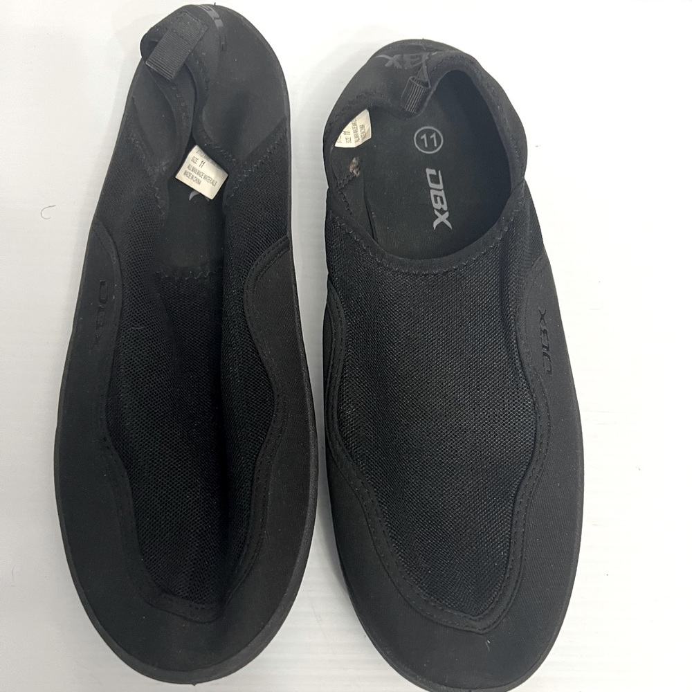 DBX Men's Swimming Shoes color: black Sz: 11
